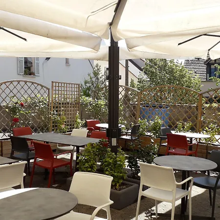 Le Parc Hotell