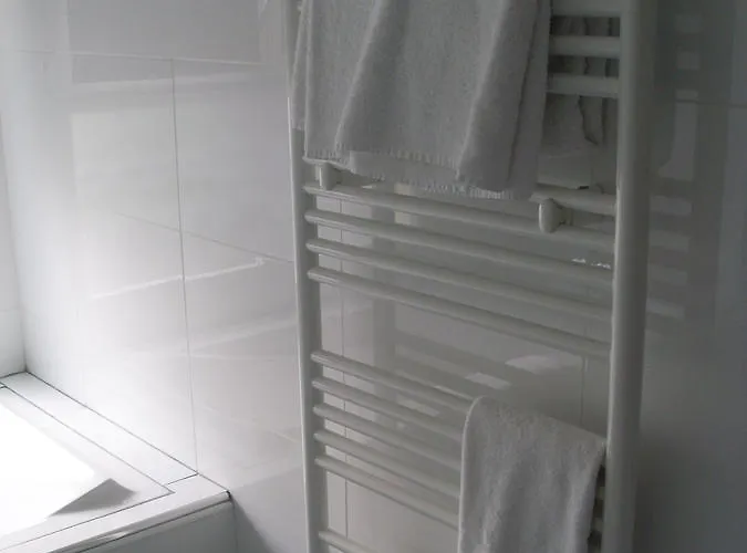 Le Parc 3* Marly-le-Roi